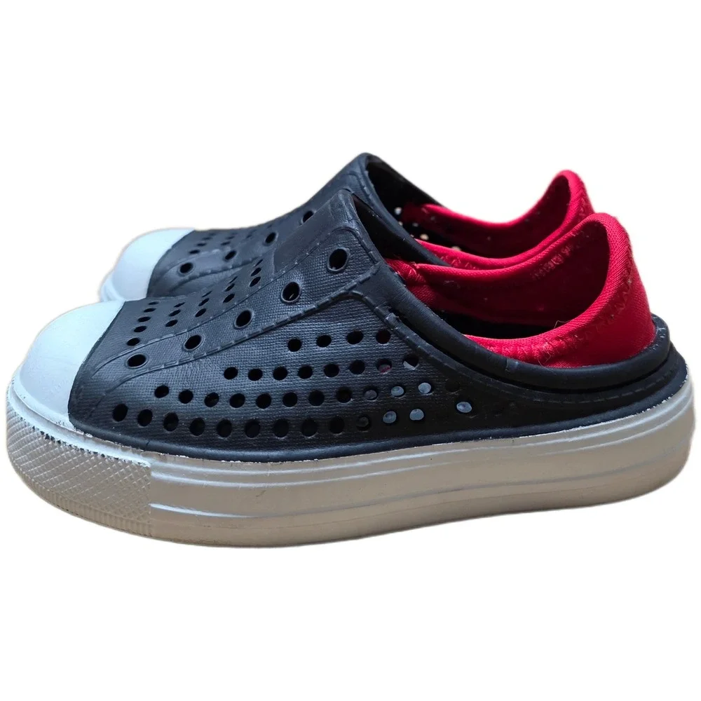 Kids Slip On Clogs Water Shoes Boy's Size 9 Black Red Summer‎ Beach Play